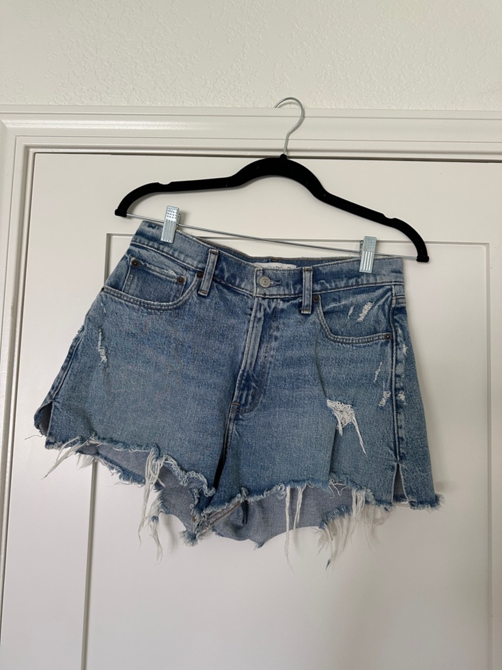 Abercrombie & Fitch Cutoff Short High Rise